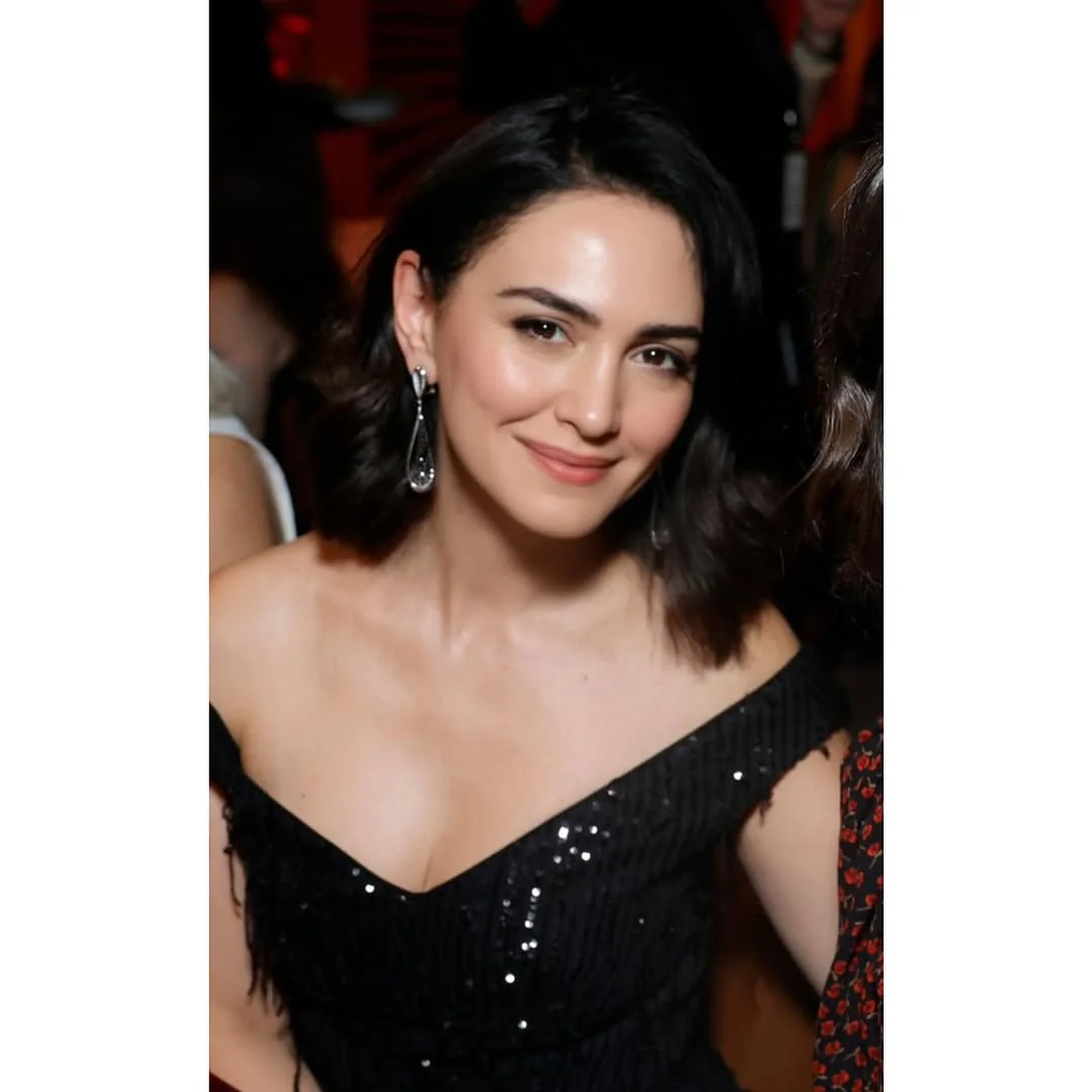 Nazanin Boniadi, 44 picture 2 of 3