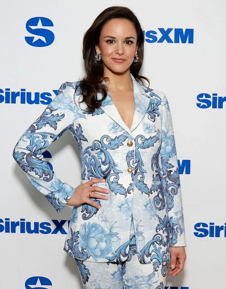 Melissa Fumero, 42 picture 1 of 1