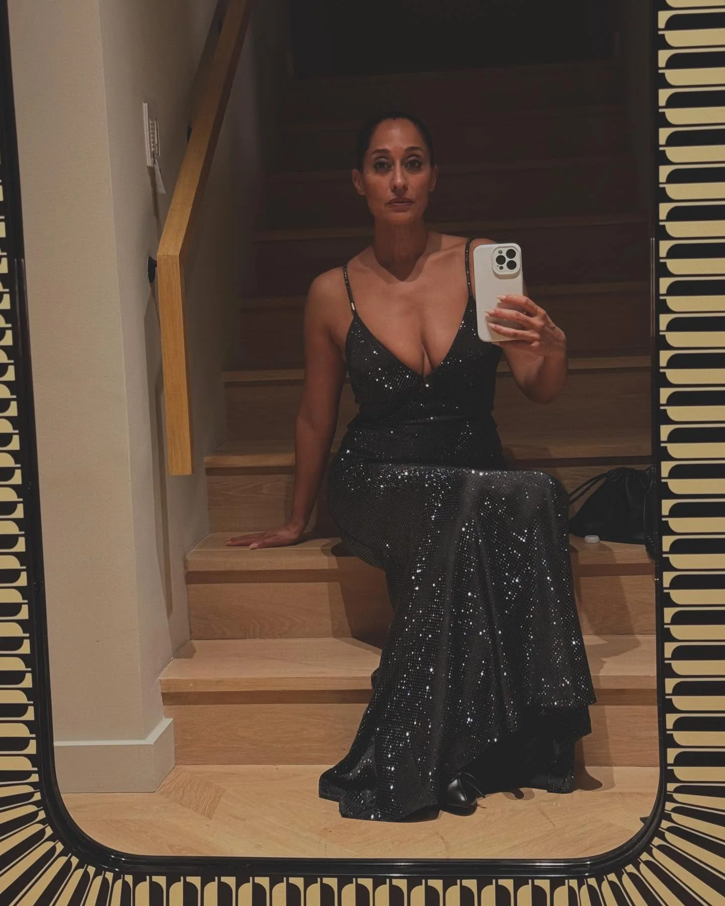 Tracee Ellis Ross, 52 picture 3 of 6