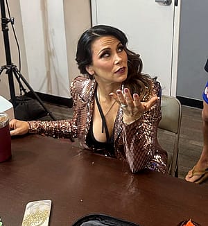 Mickie James, 45'