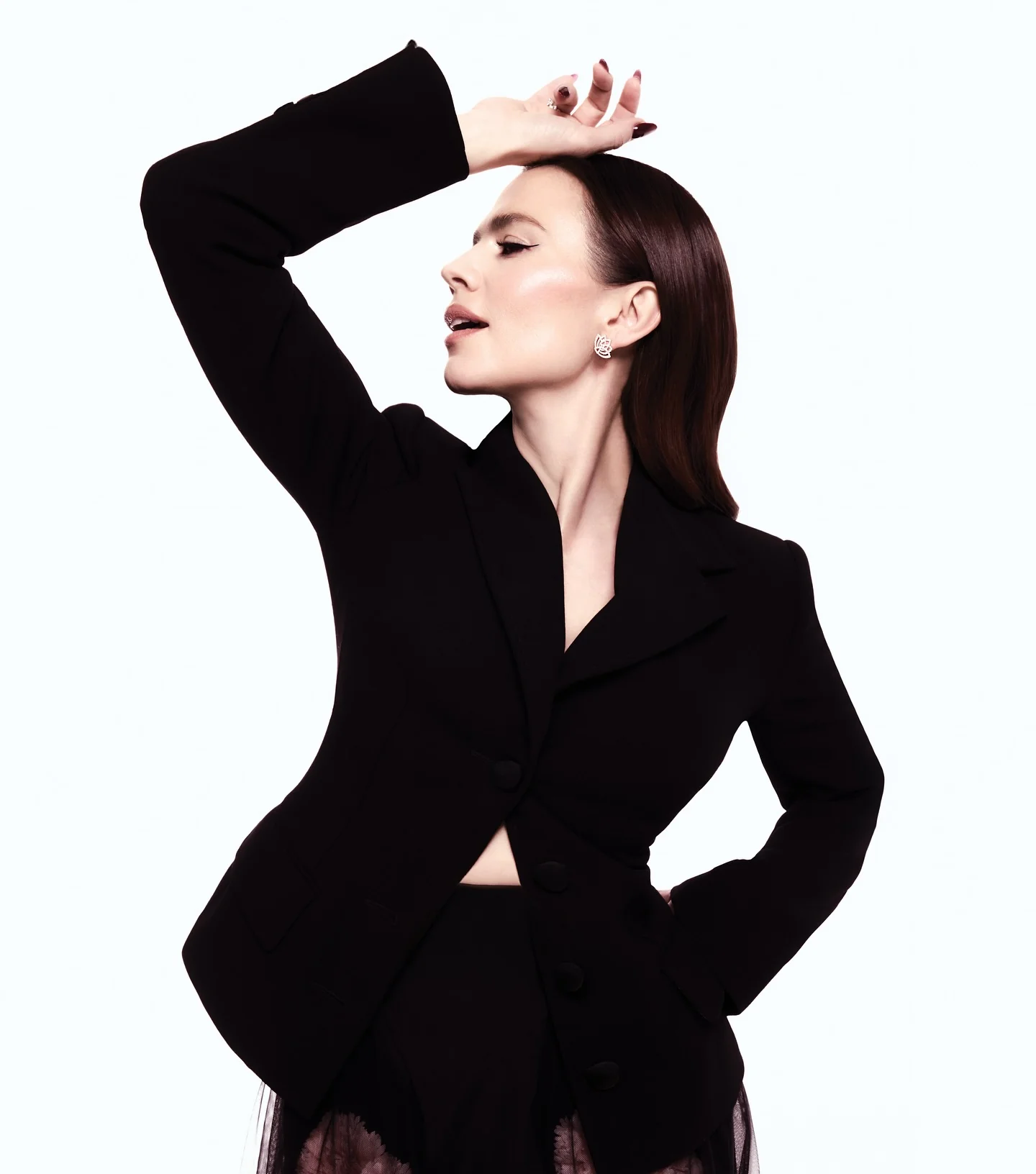 Hayley Atwell, 42 picture 1 of 3