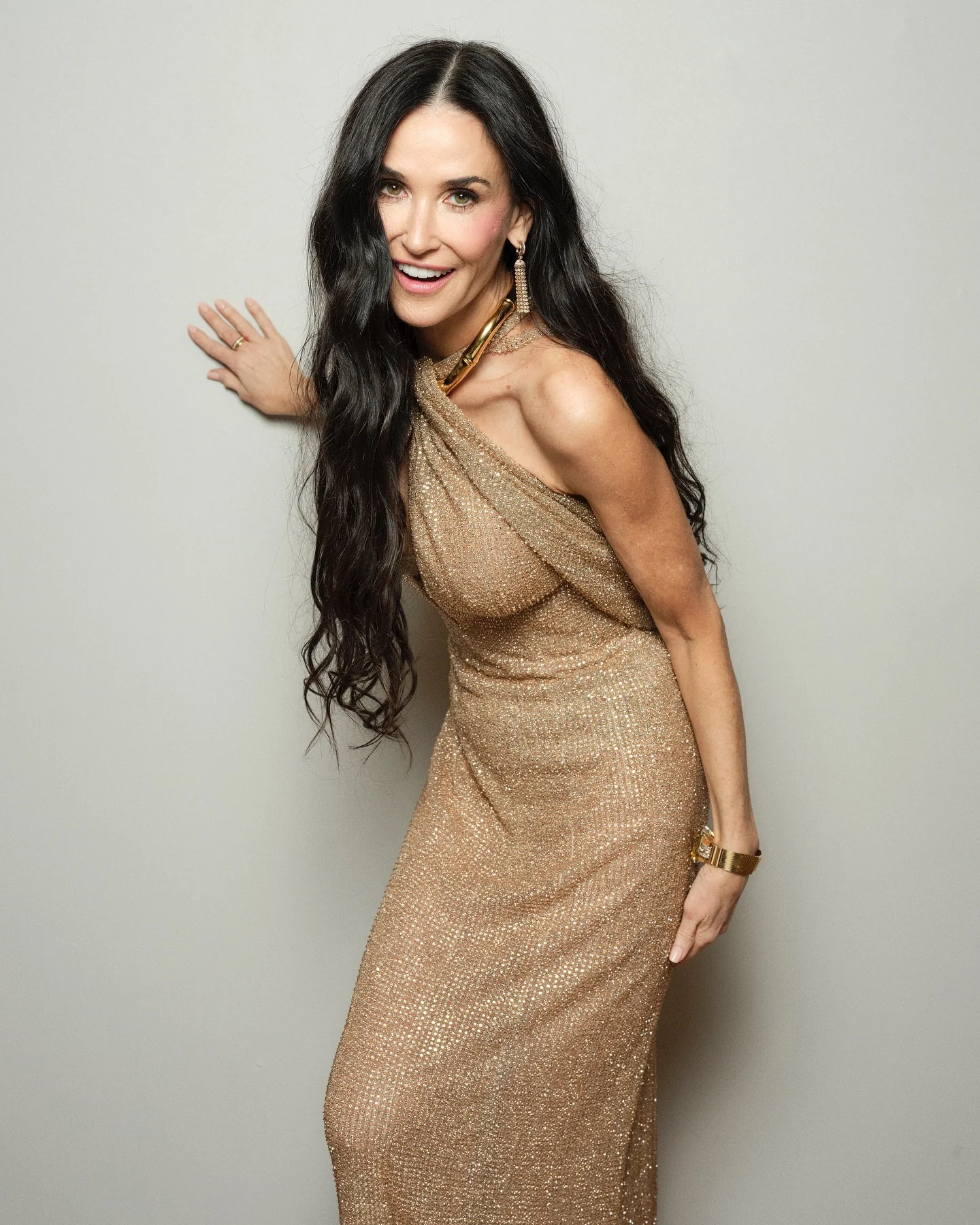 Demi Moore, 62 picture 3 of 3