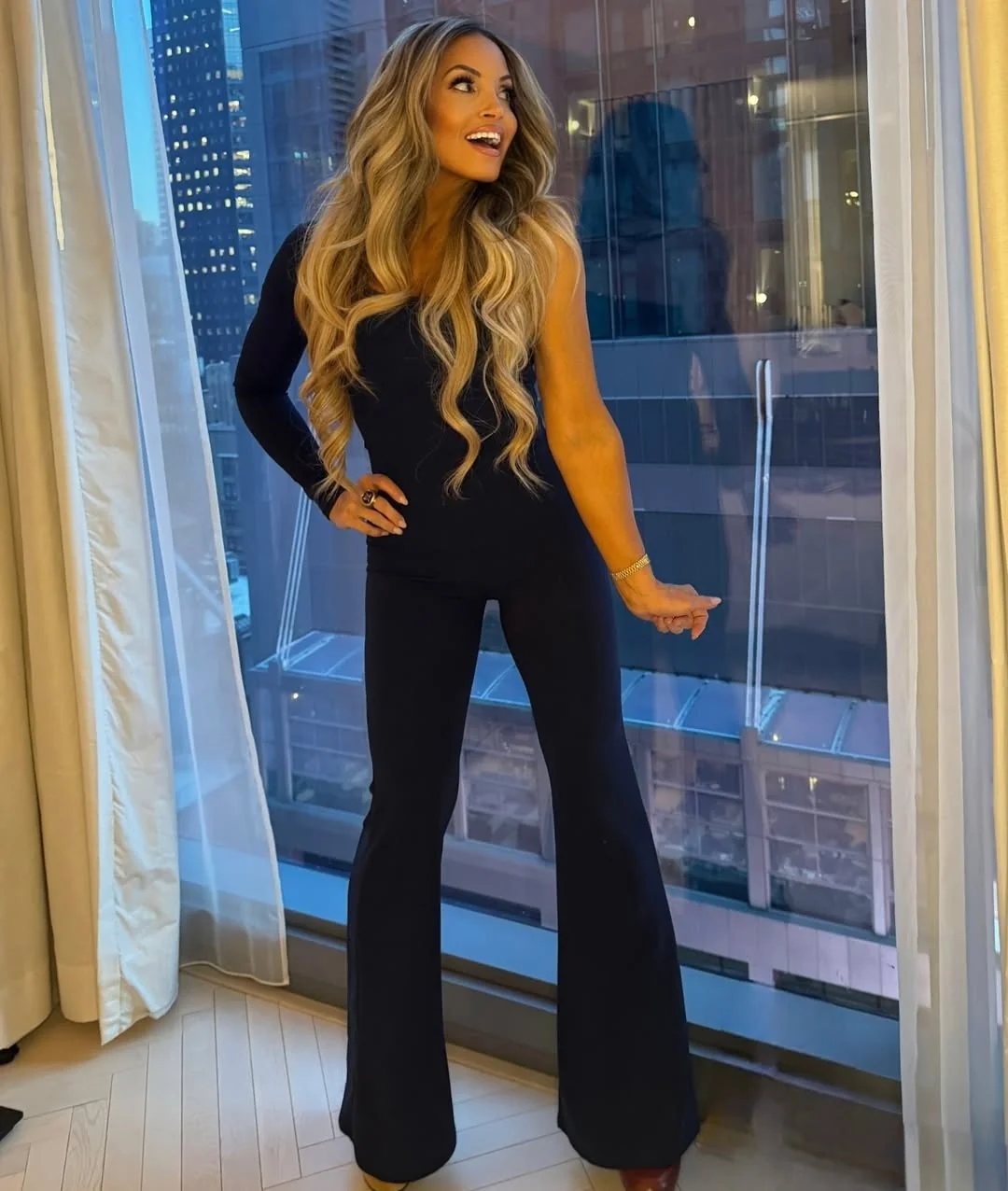 Trish Stratus, 49 picture 2 of 4