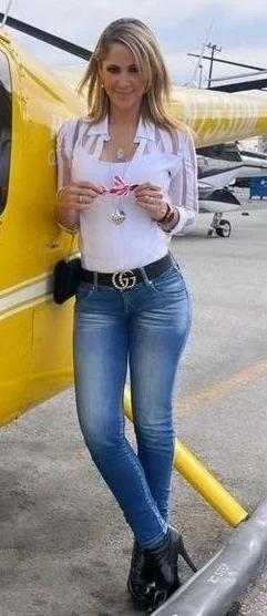 Ines Sainz, 46 picture 1 of 1