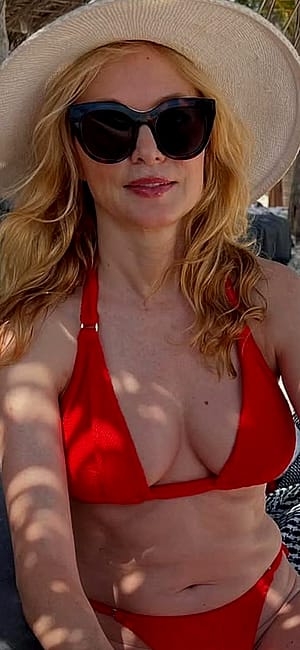 Heather Graham, 55'