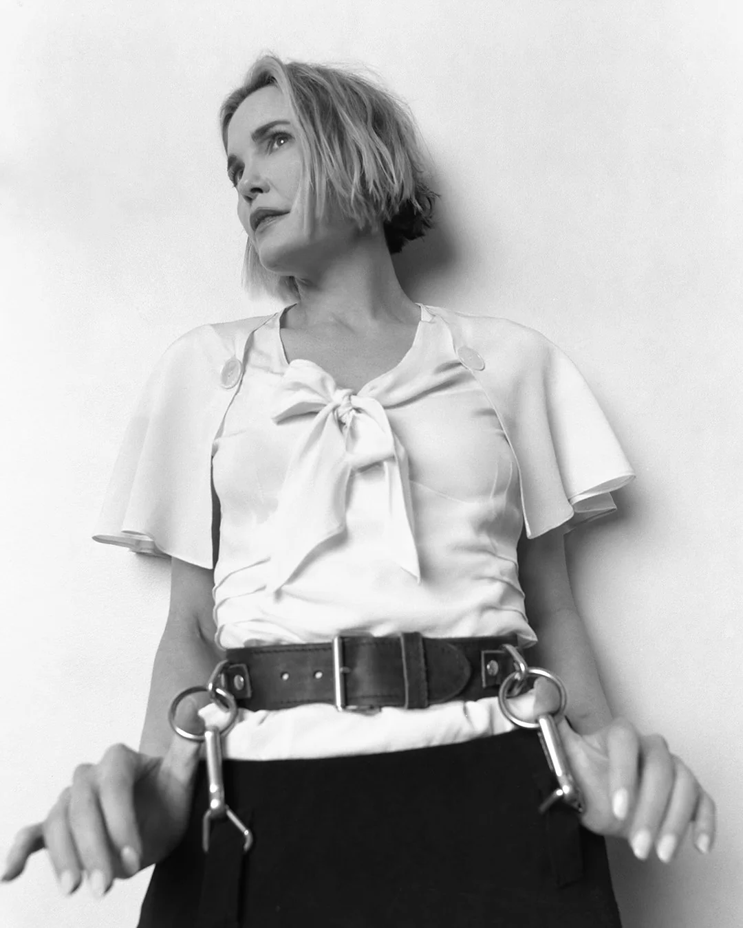 Leslie Bibb, 50 picture 1 of 3