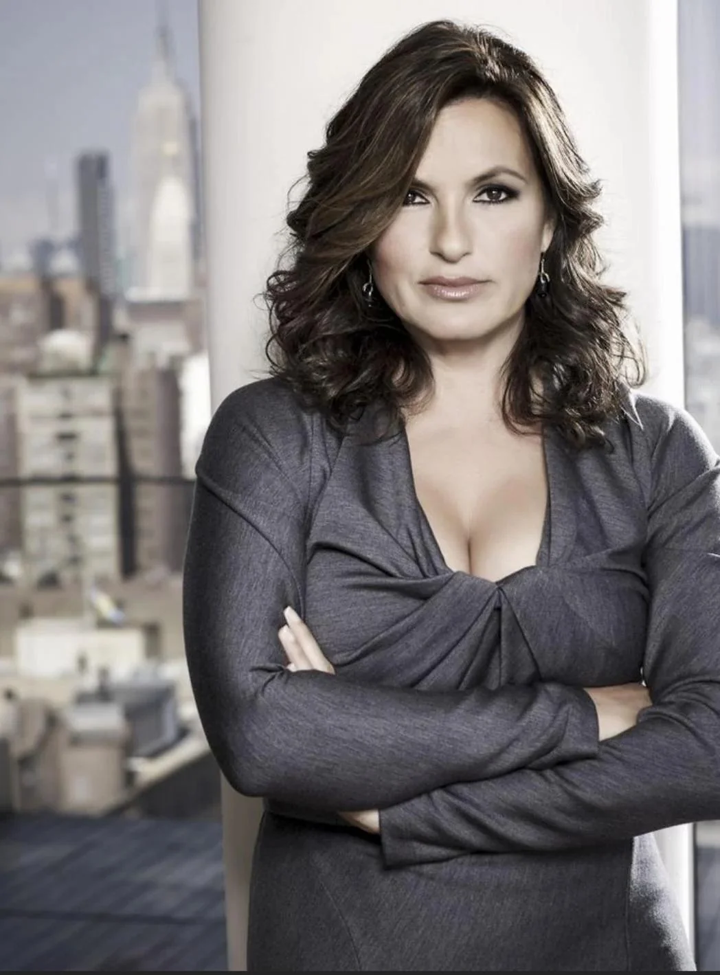 Mariska Hargitay, 61 picture 2 of 10