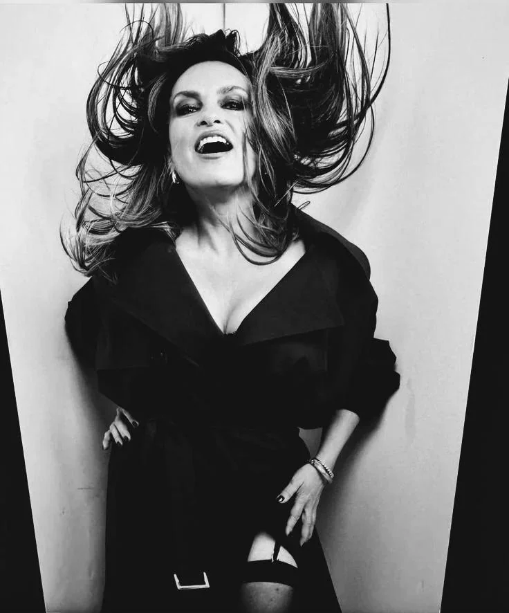 Mariska Hargitay, 61 picture 9 of 10