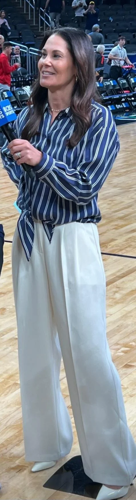 Tracy Wolfson, 50 picture 3 of 5