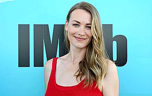 Yvonne Strahovski, 41'