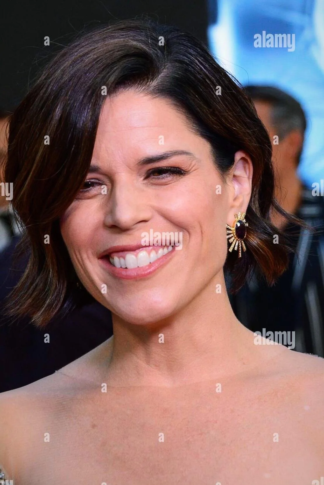 Neve Campbell, 51 picture 3 of 3