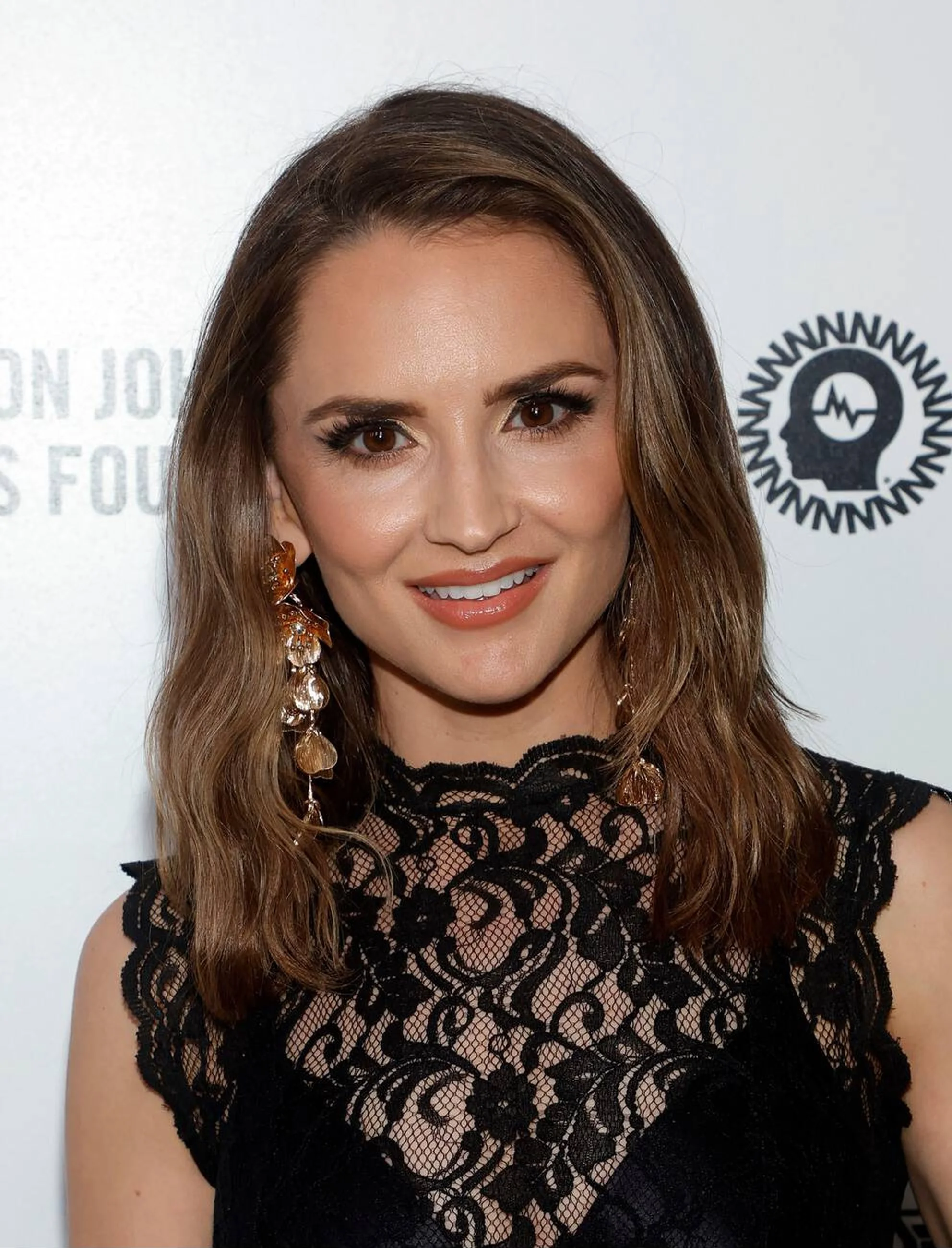Rachael Leigh Cook, 43 picture 2 of 4