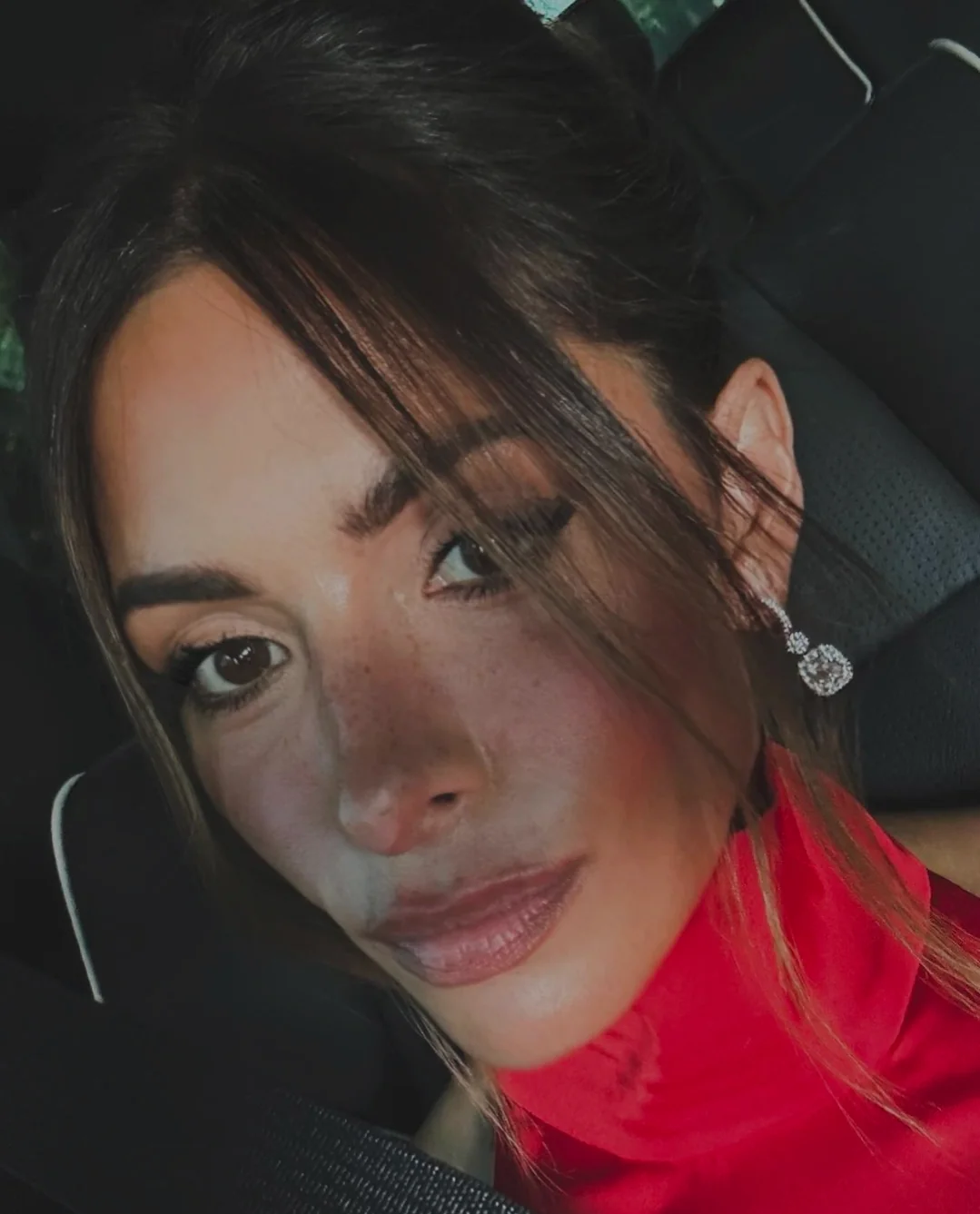 Sarah Shahi, 44 picture 10 of 10