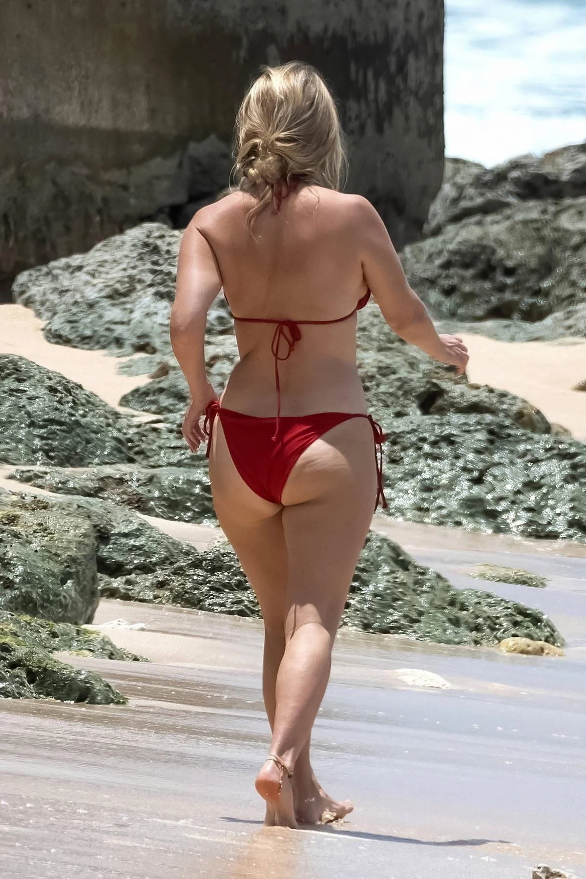 Alice Eve, 41 picture 11 of 11