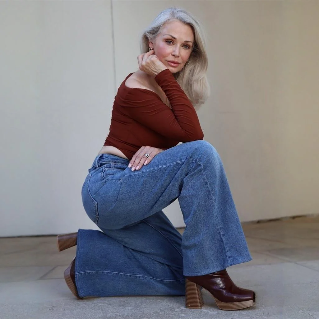 Kathy Jacobs, 60 picture 1 of 2