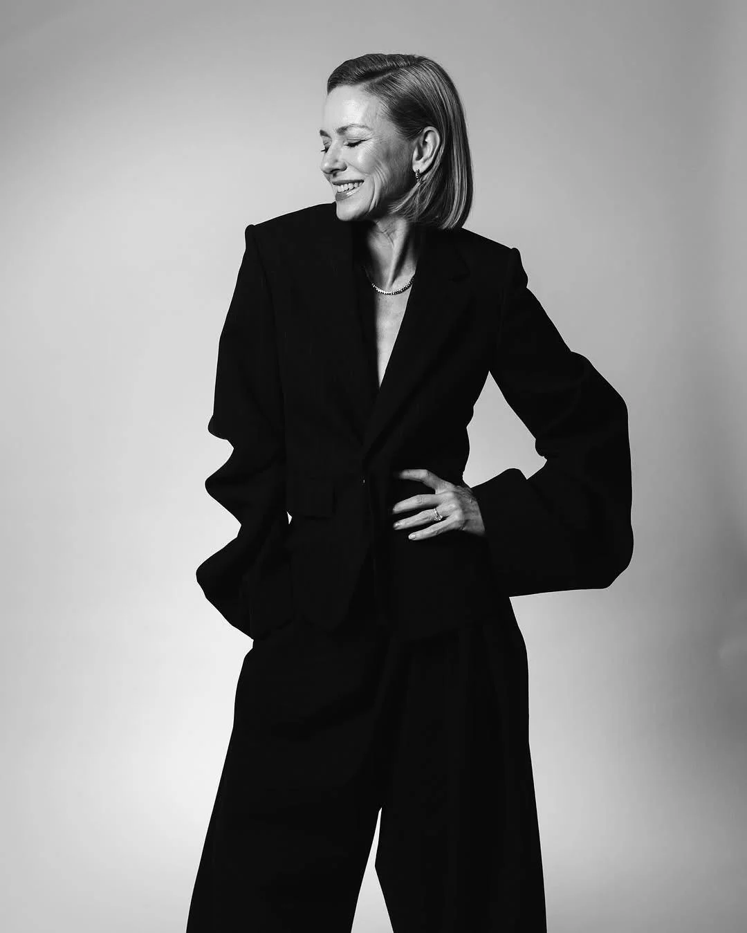 Naomi Watts, 56 picture 3 of 6