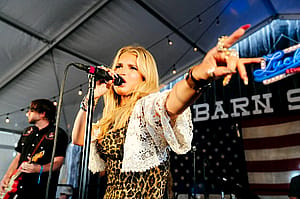 Jessica Simpson, 44'