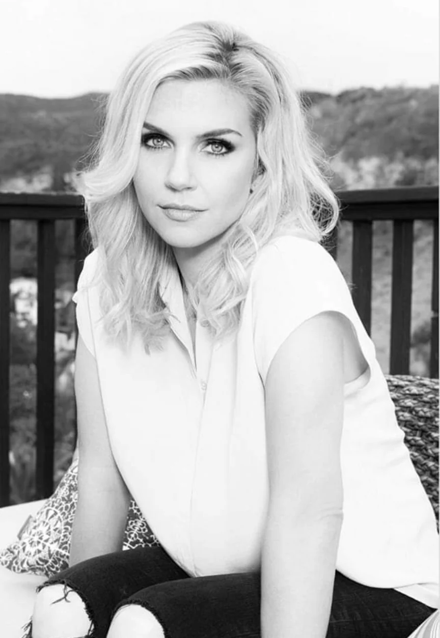 Rhea Seehorn, 52 picture 2 of 2