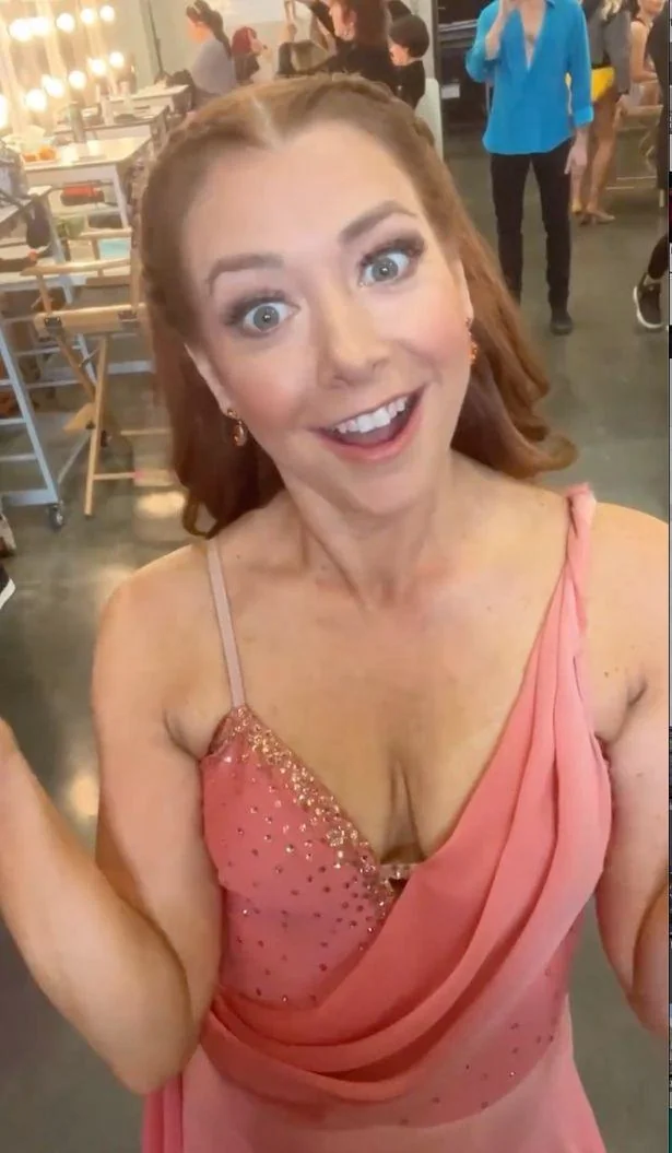 Alyson Hannigan, 49 picture 1 of 1