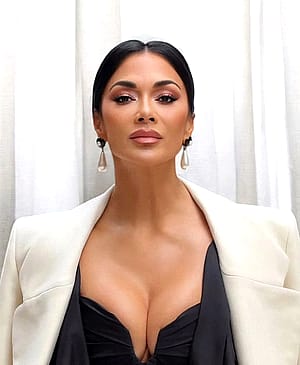 Nicole Scherzinger, 46 is a busty beauty at the 2025 Carolina Herrera Fashion Show in New York City'