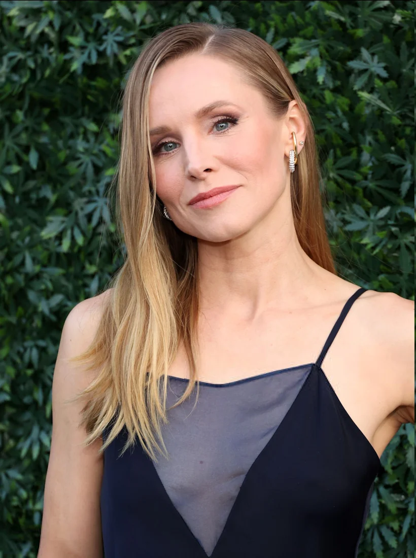 Kristen Bell, 43 picture 1 of 1