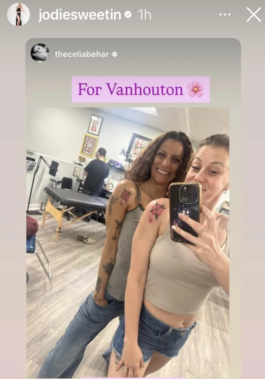 Jodie Sweetin, 43 (on right) picture 1 of 1