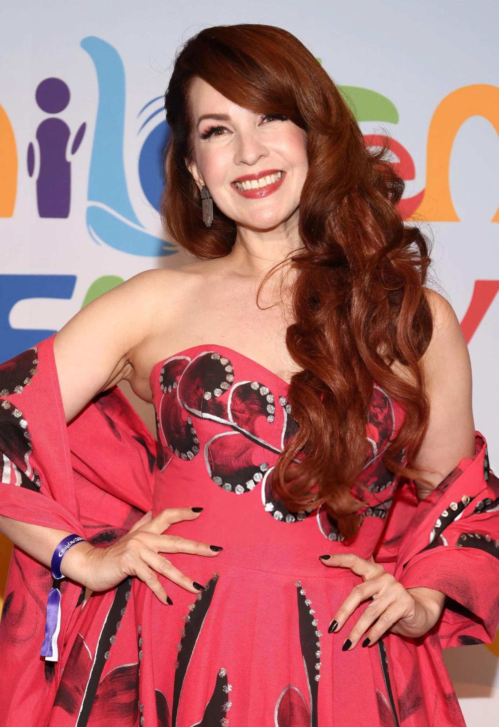 Grey DeLisle, 49 picture 1 of 1