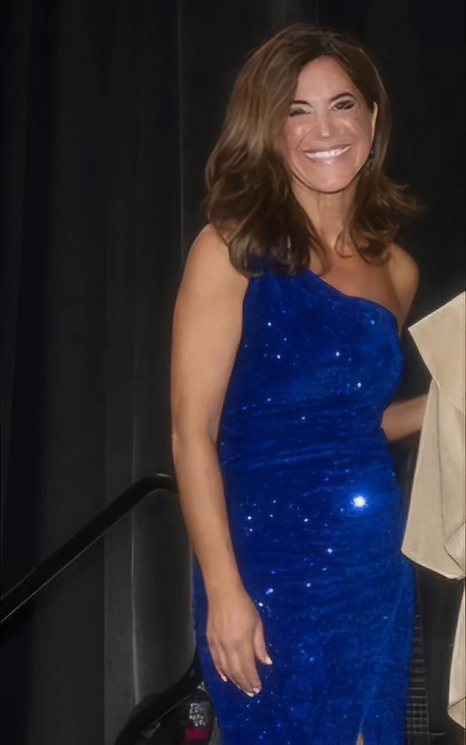 Cindy Fitzgibbon, 51 picture 1 of 4