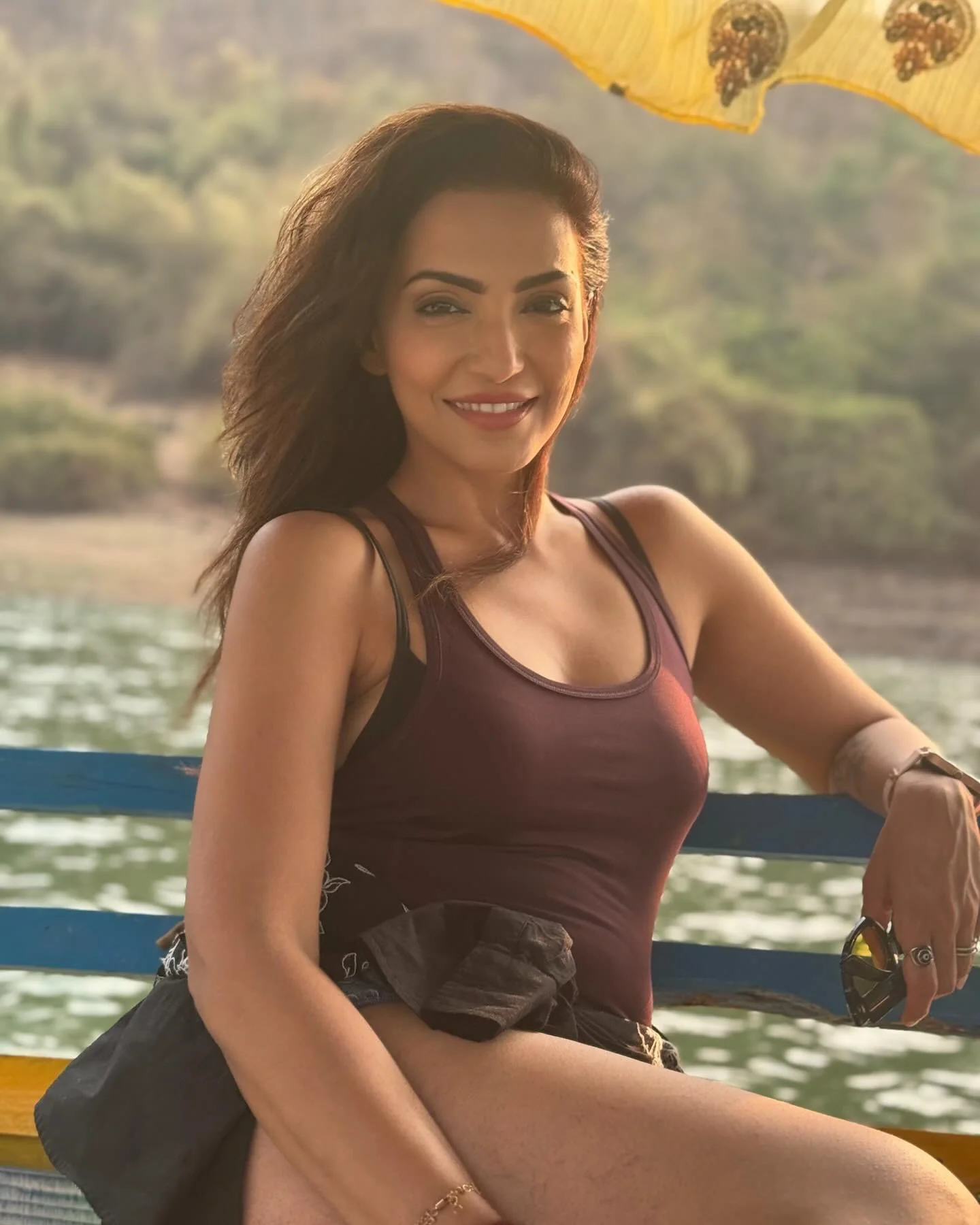 Navina Bole, 41 picture 3 of 3