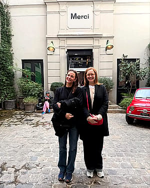 Judy Greer, 49 & Jennifer Garner, 52'