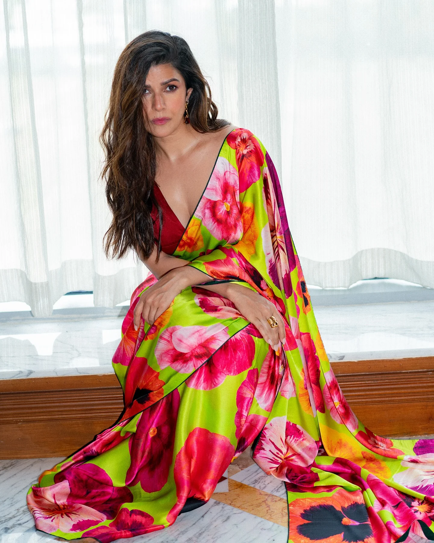 Nimrat Kaur, 42 picture 3 of 9