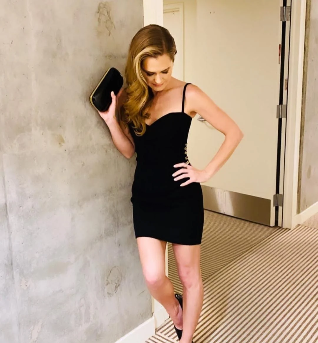 Maggie Lawson, 44 picture 1 of 4