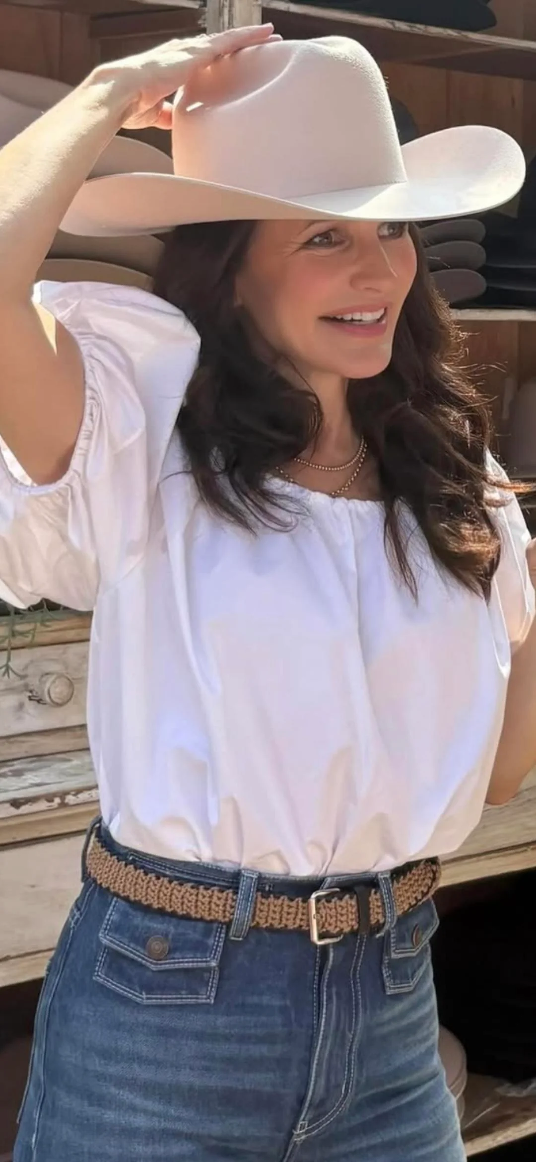 Kristin Davis, 60 picture 2 of 2