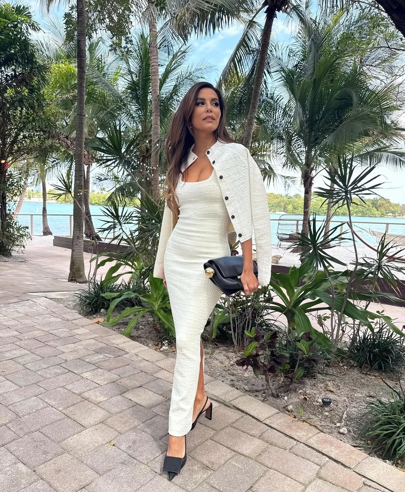 Eva Longoria, 50 picture 2 of 3