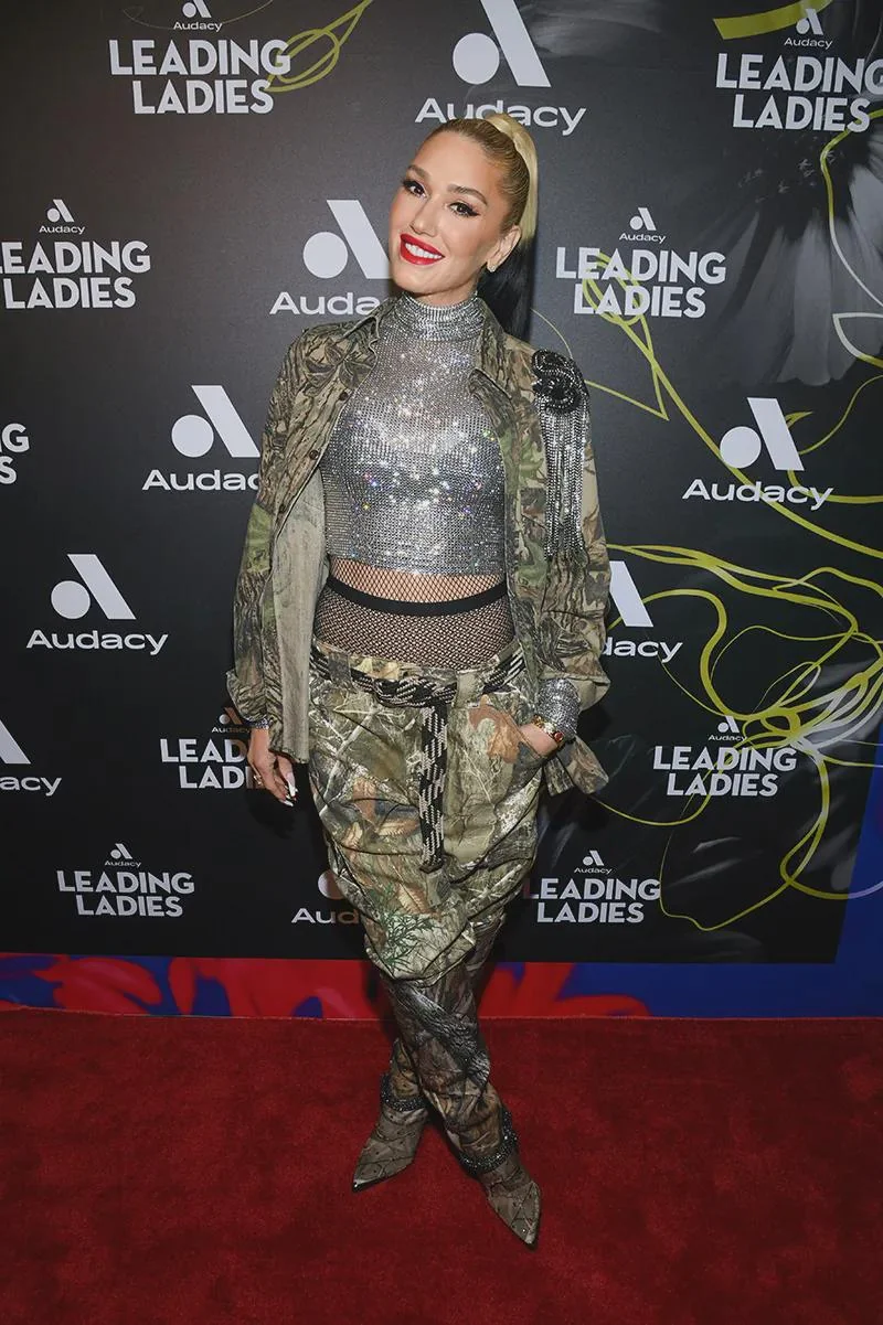 Gwen Stefani, 55 picture 1 of 1