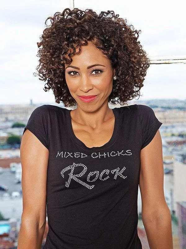 Sage Steele, 52 picture 1 of 2
