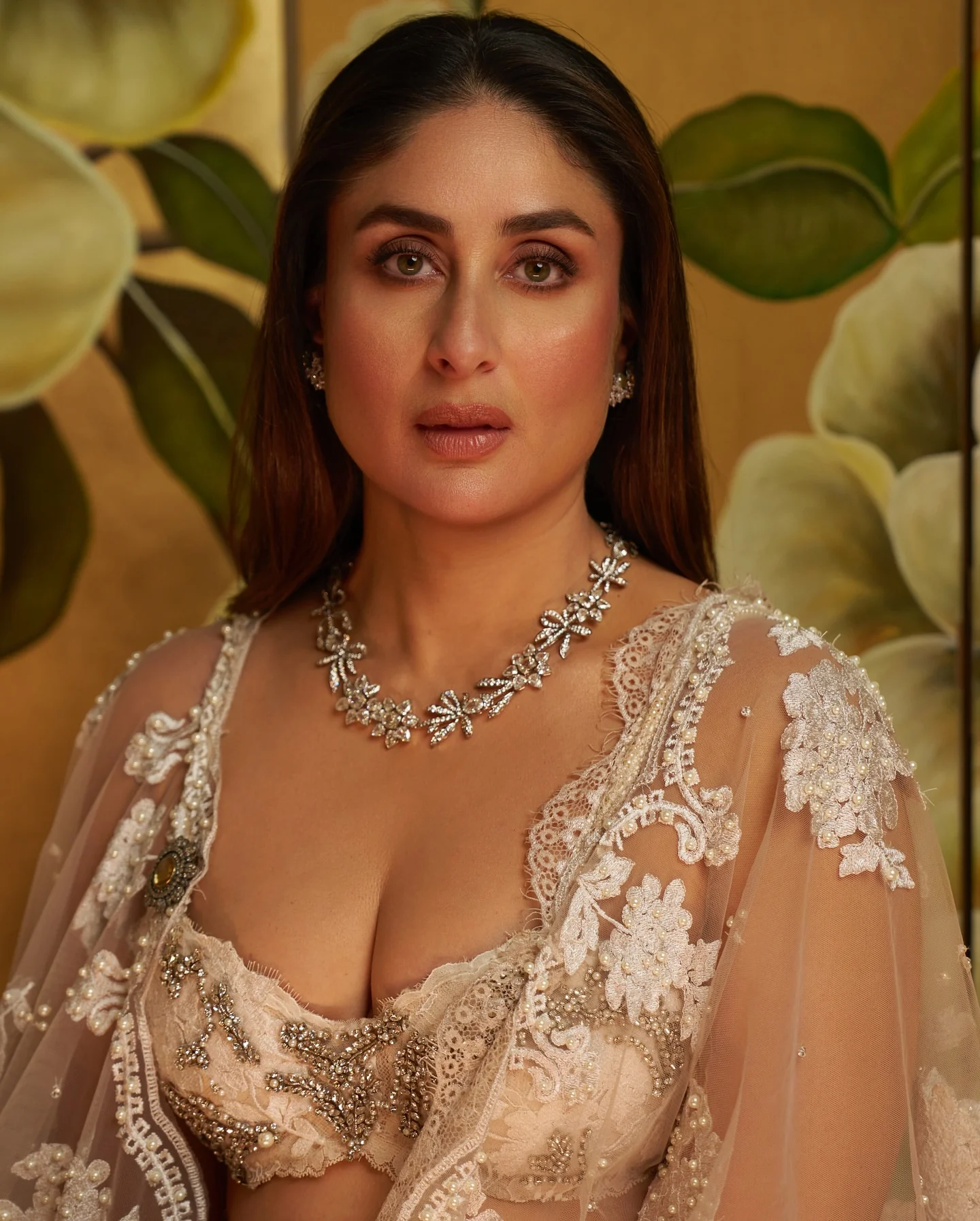 Kareena Kapoor, 44 picture 2 of 3