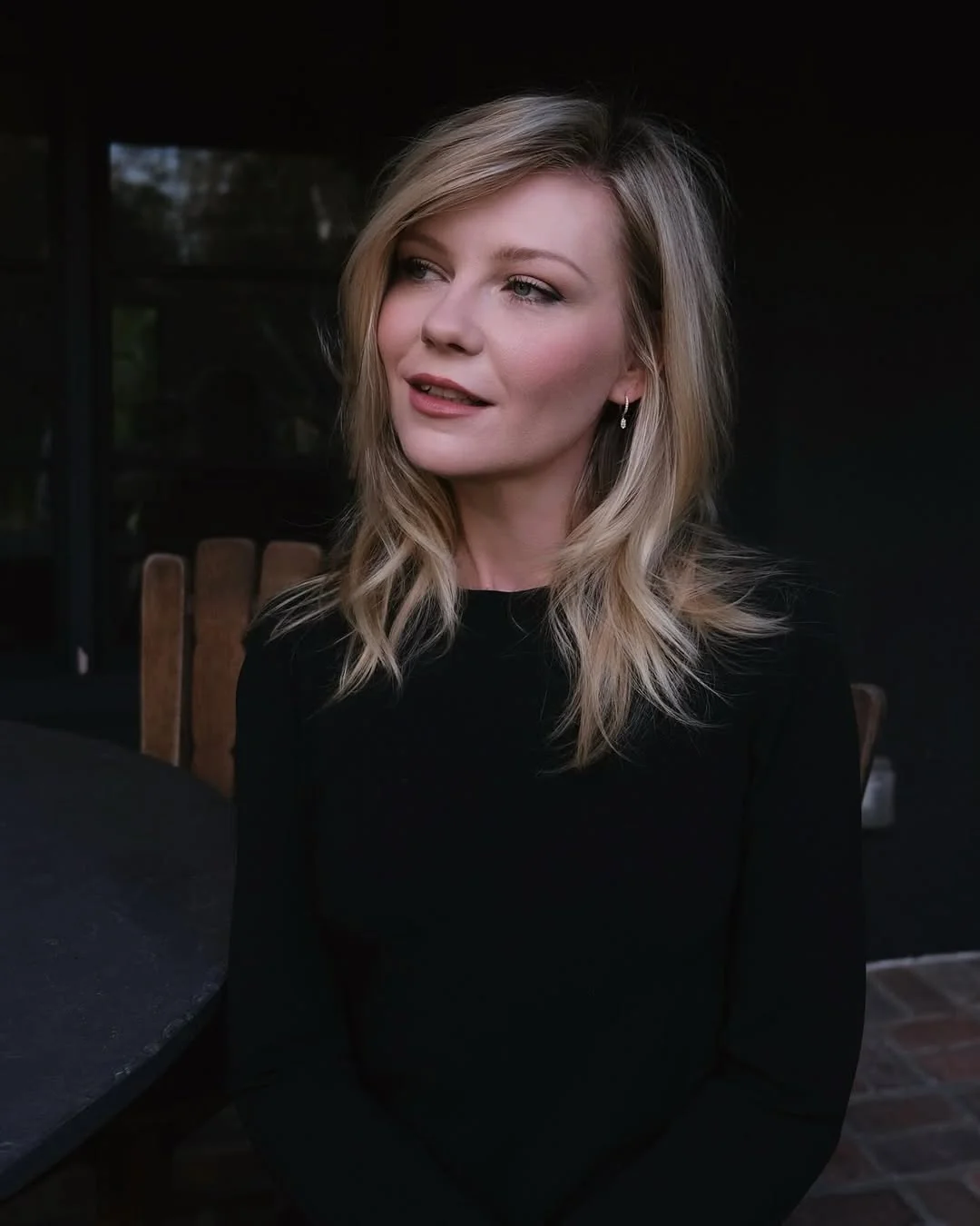 Kirsten Dunst, 42 picture 2 of 3