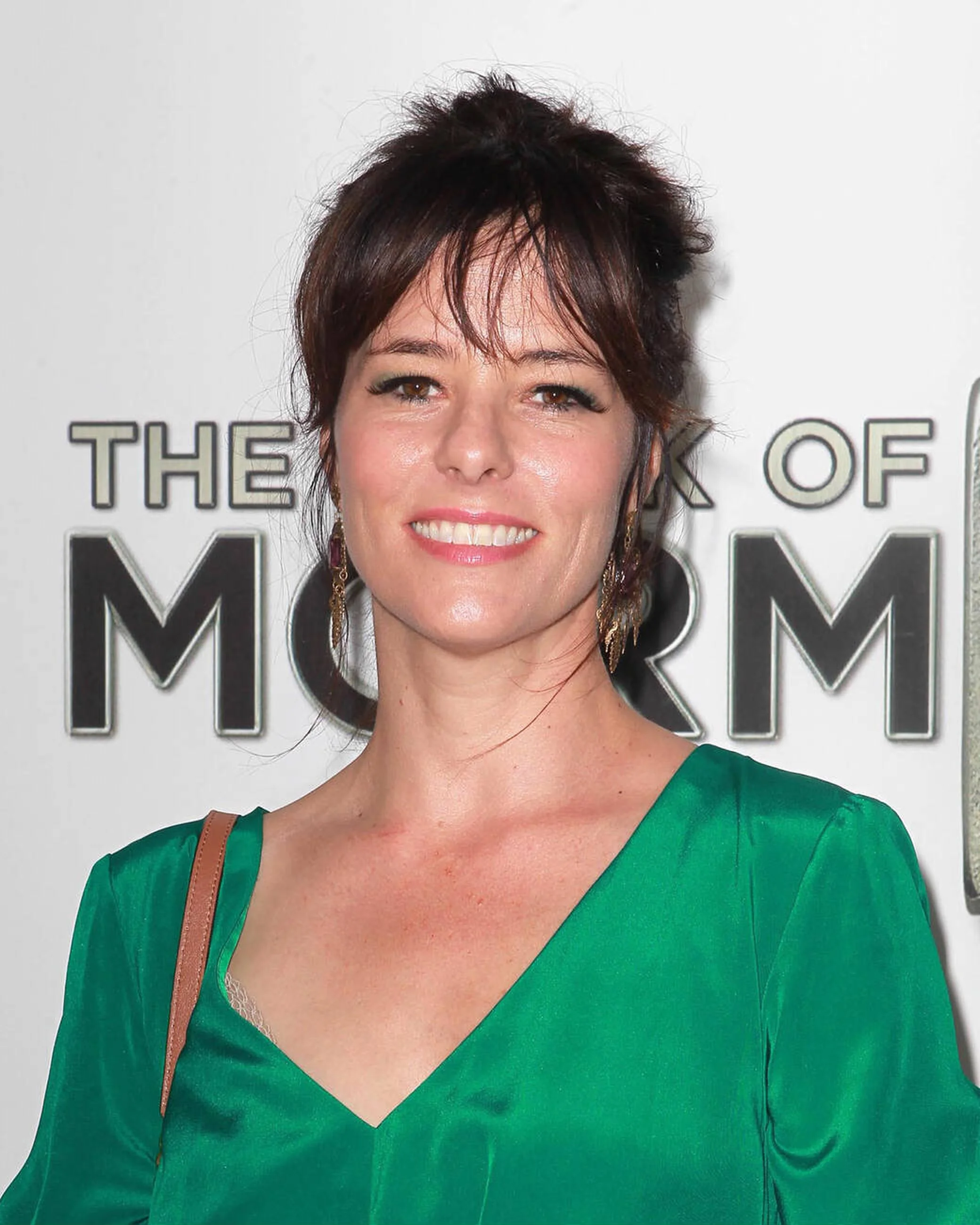Parker Posey, 43 picture 2 of 4