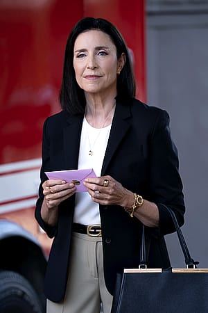 Mimi Rogers, 69'