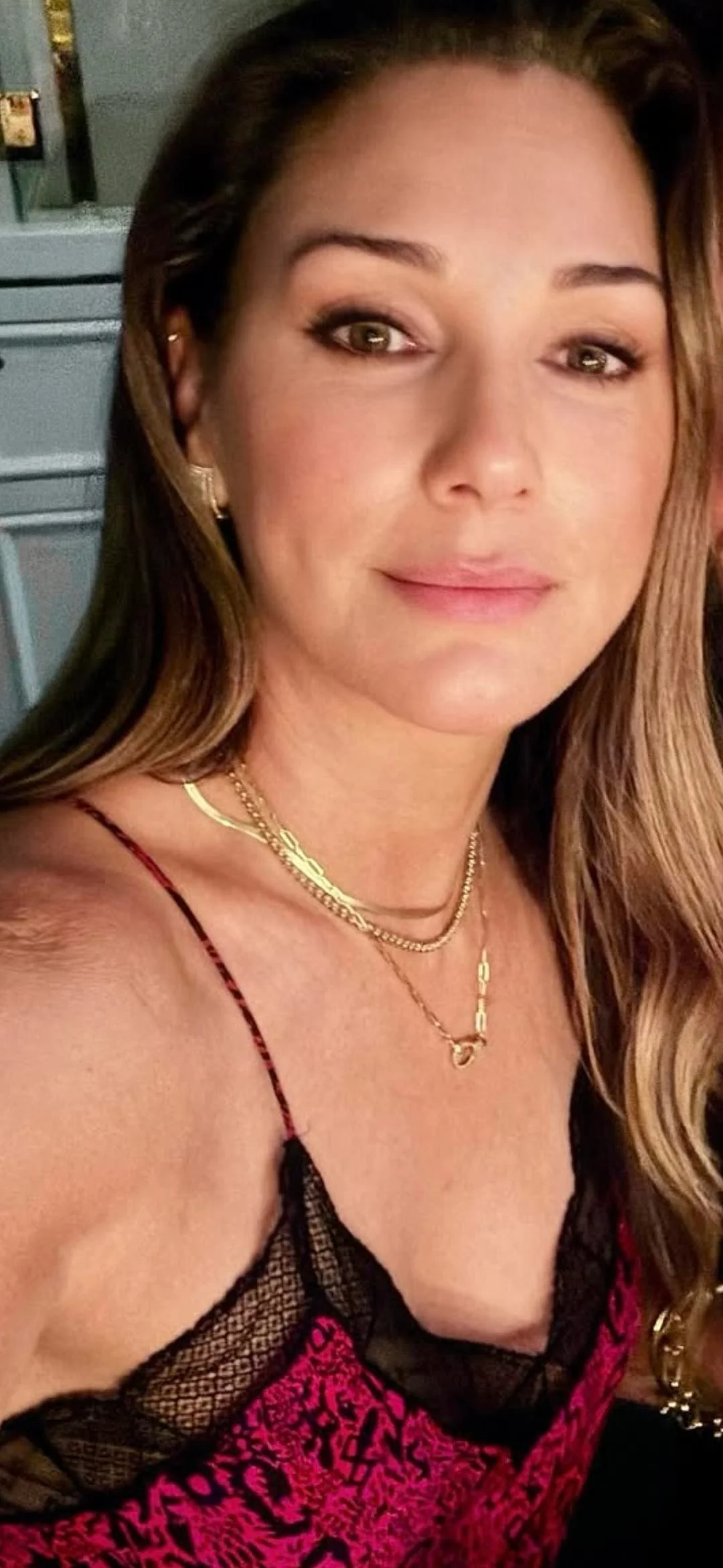 Daisy Fuentes, 58 picture 1 of 2