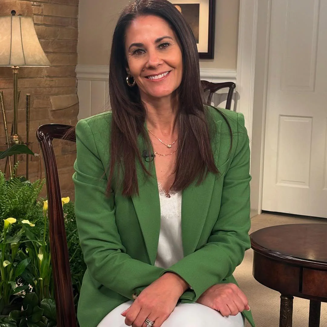 Tracy Wolfson, 50 picture 3 of 3