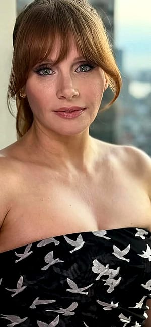 Bryce Dallas Howard, 44'