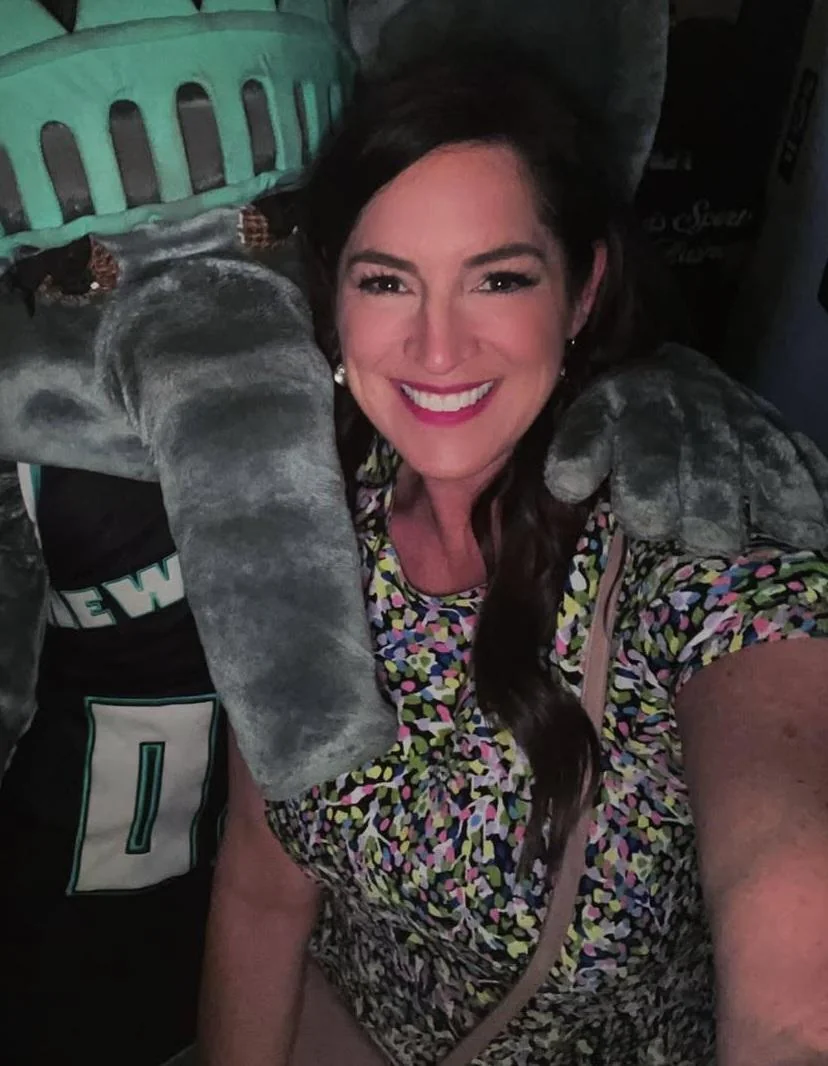 Sarah Spain, 44 picture 2 of 4