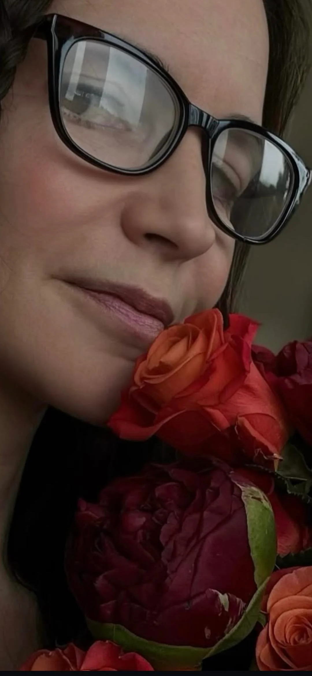 Kristin Davis, 60 picture 2 of 2