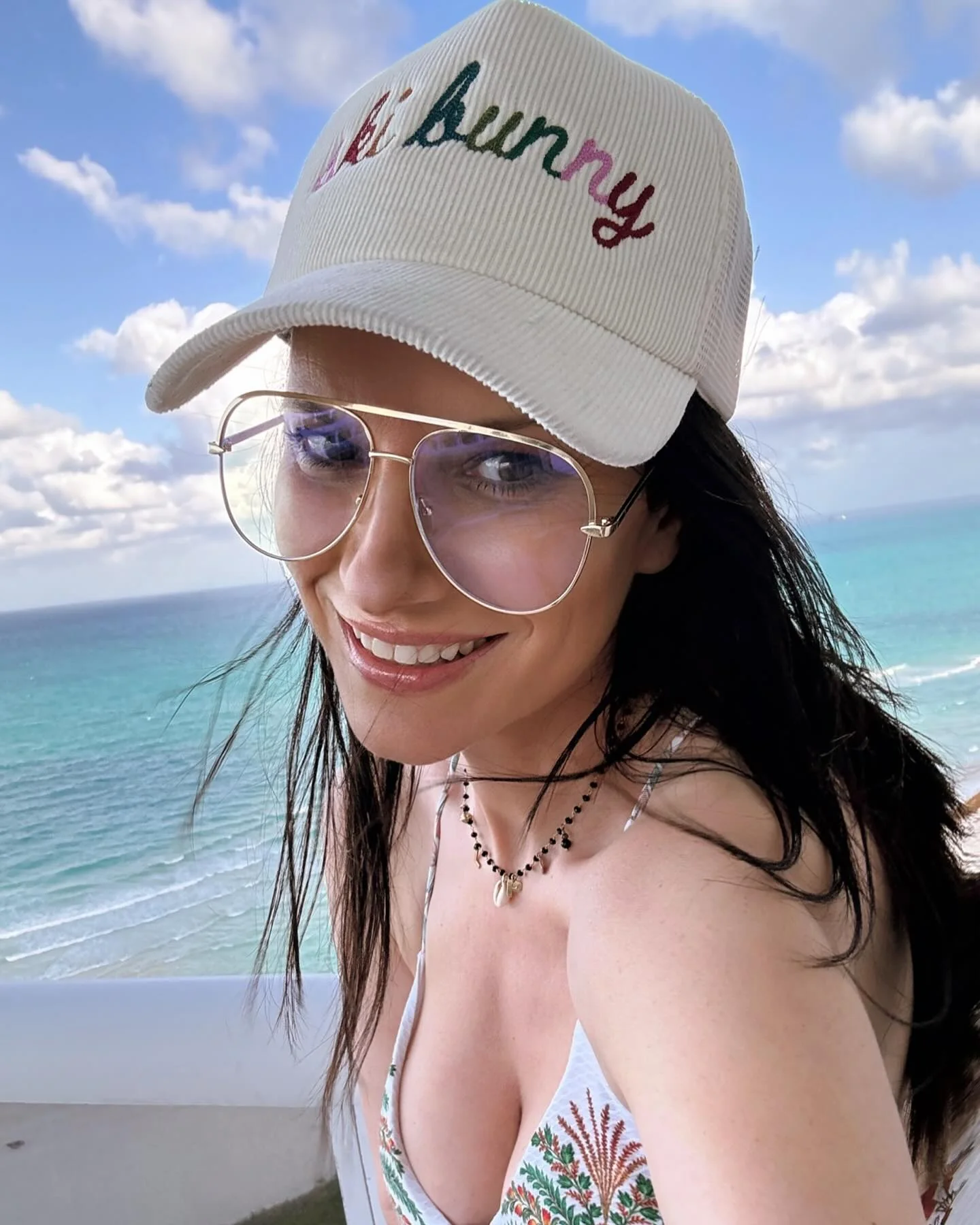 Laura Pausini, 50 picture 1 of 4