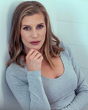 katee sackhoff, 45'