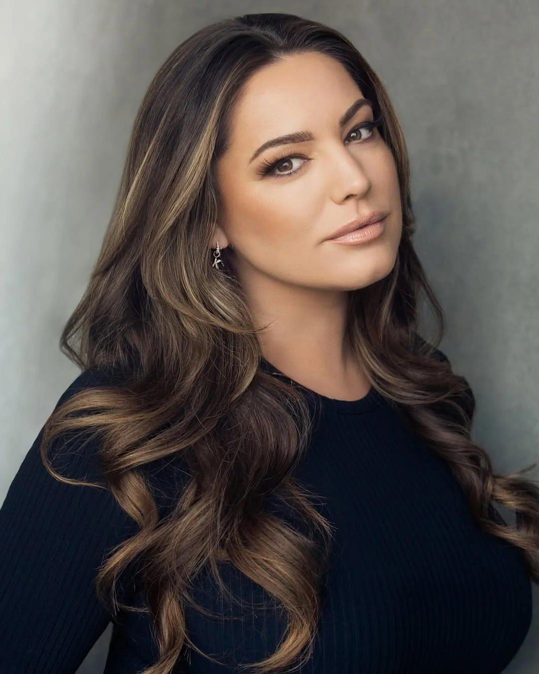 Kelly Brook, 45 picture 2 of 5