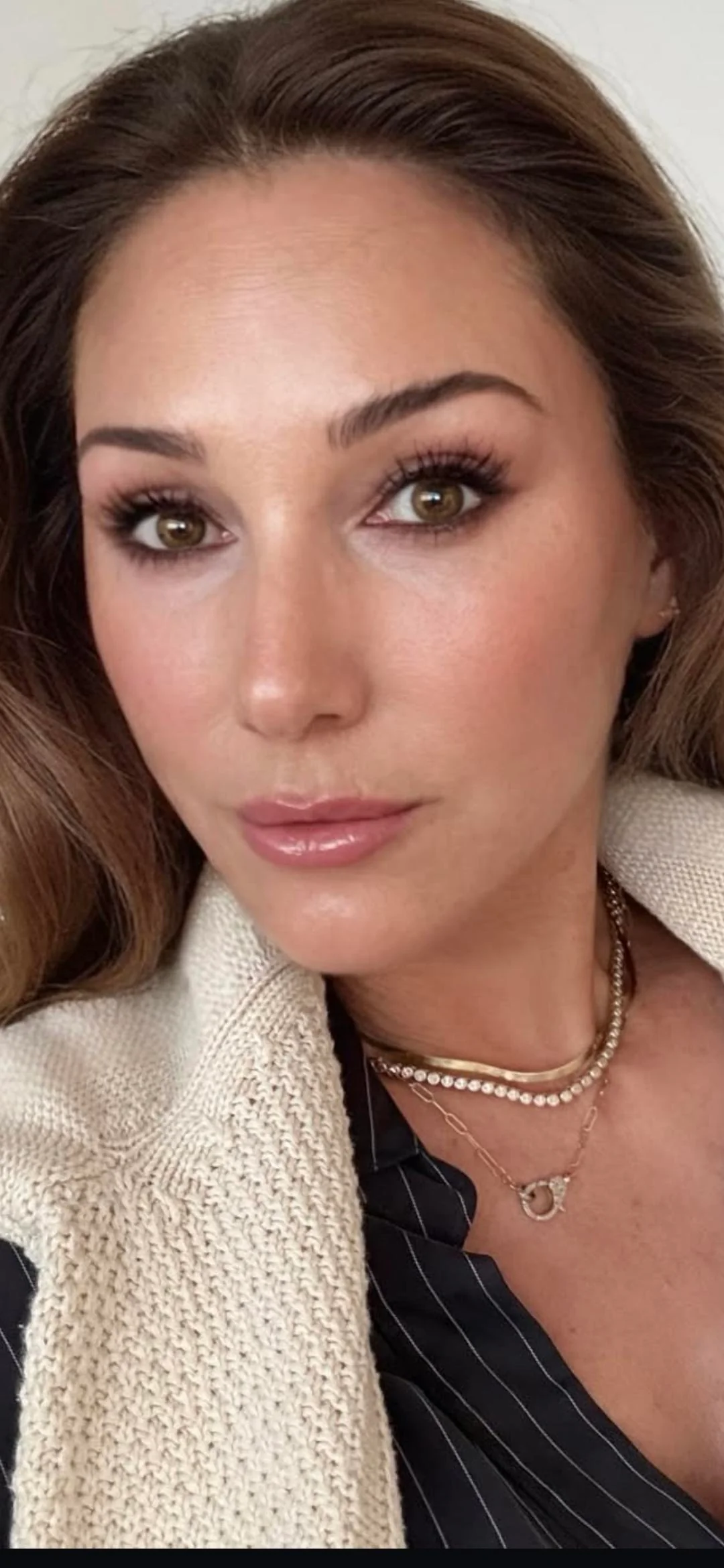Daisy Fuentes, 58 picture 1 of 2
