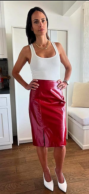 Jordana Brewster, 44'